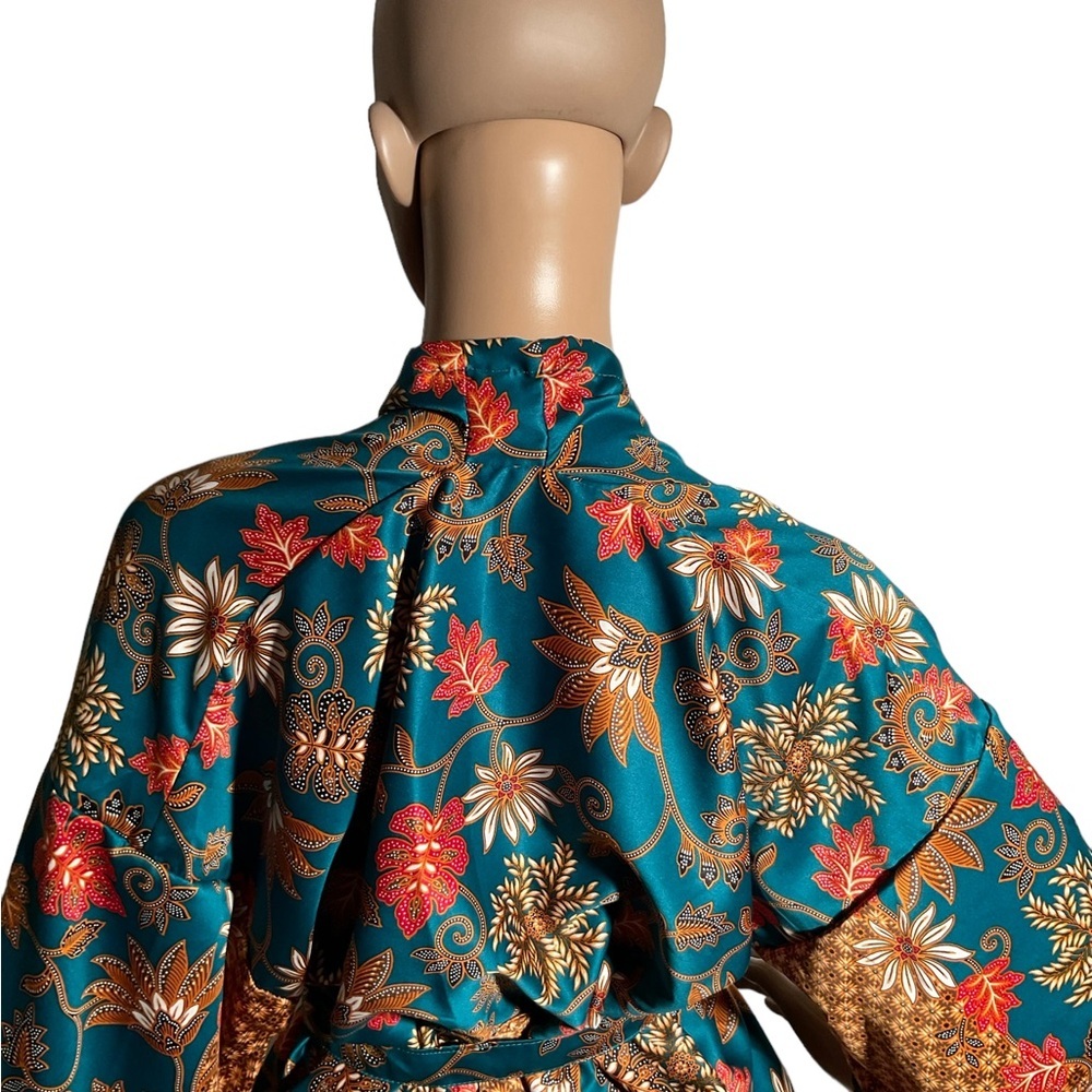 Women’s Size  One Size Multicolor Silk Short Sleeve With Belt Indonesia Kimono - Picture 6 of 13